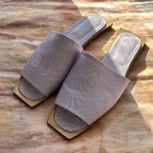 Chic! GANNI Slides Size 38 with Purple Grosgrain
